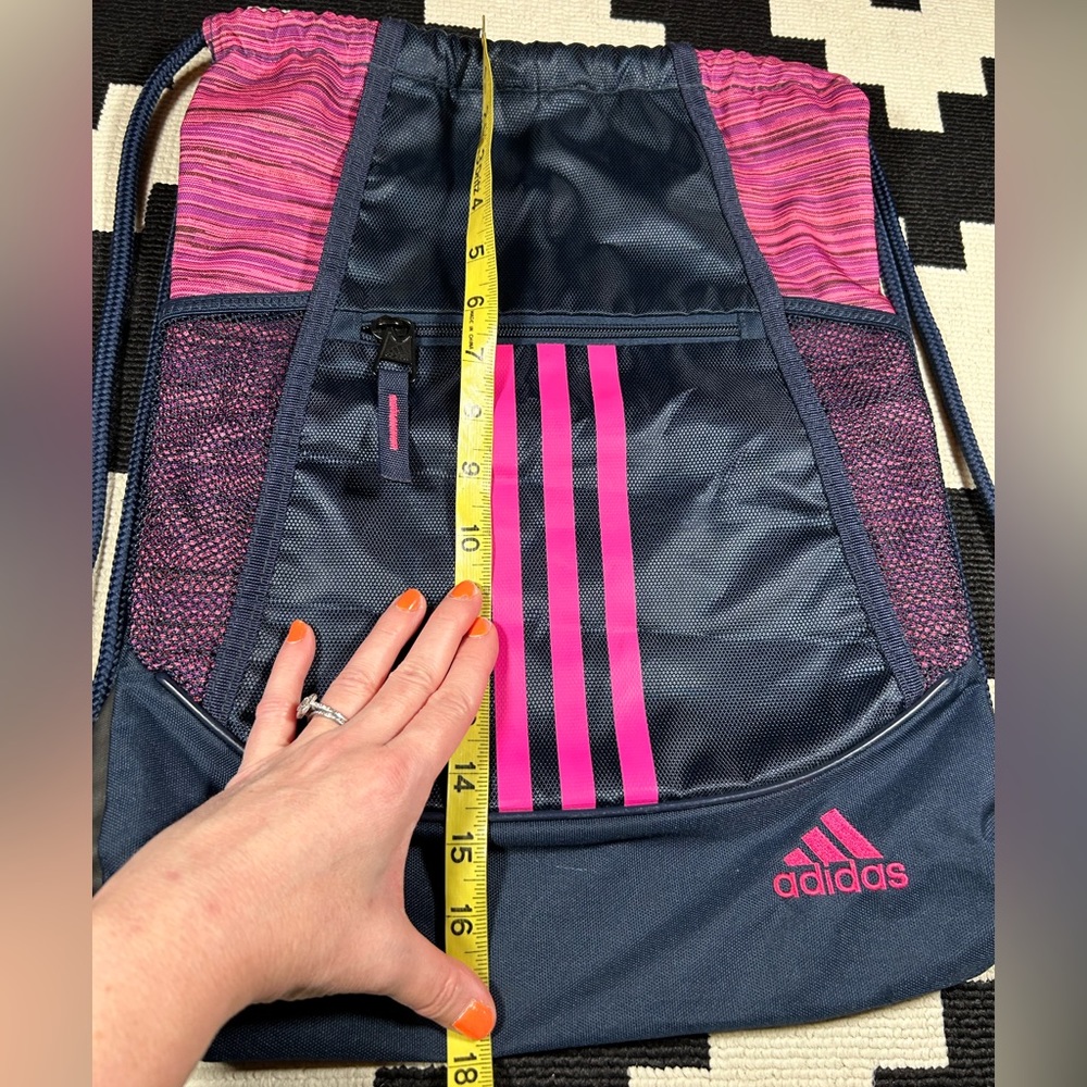 ADIDAS, drawstring backpack!! - Picture 5 of 12